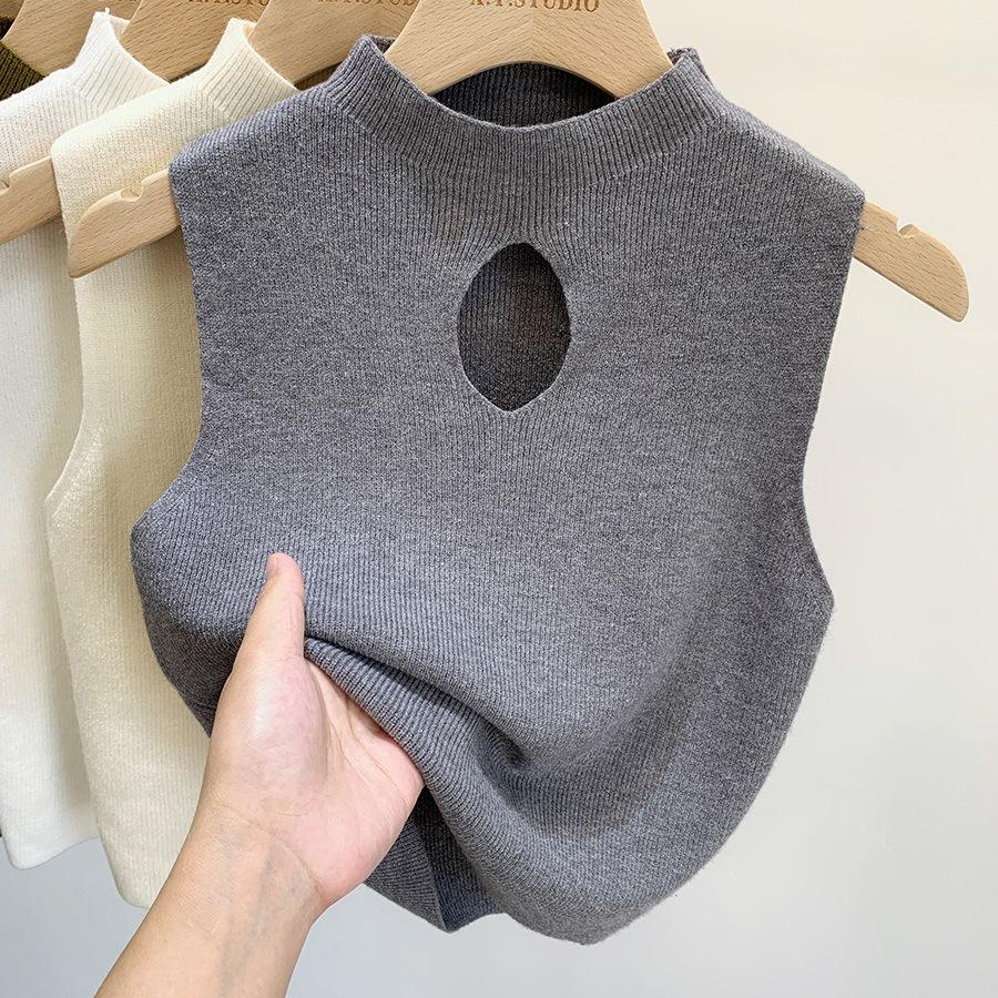 Half Turtle Neck Knitted Suspender Vest for Women with Inner Bottoming Shirt for Summer New Style Sweater Short Top