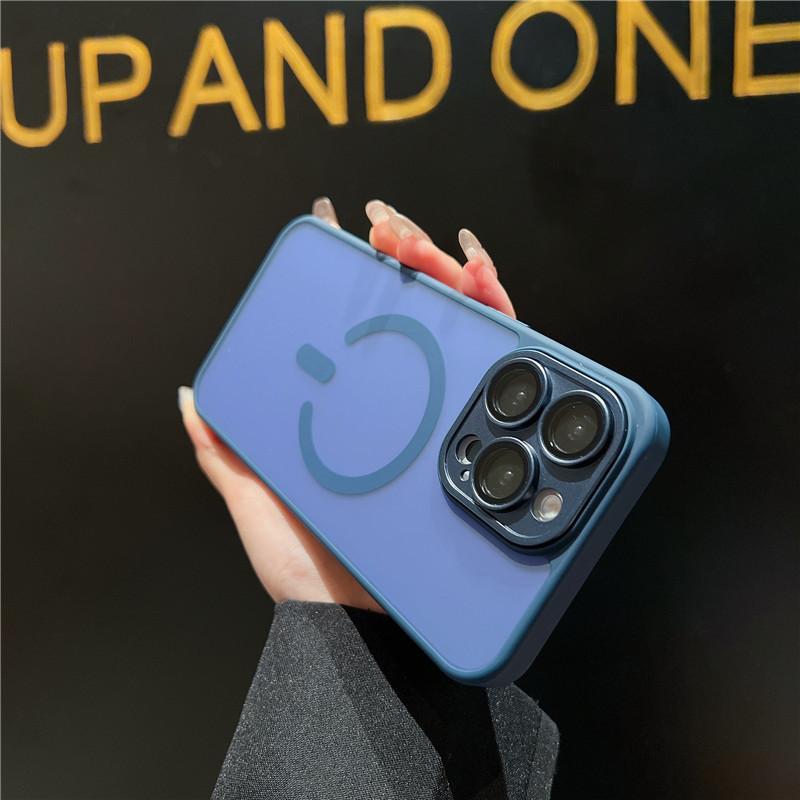 Applicable to Apple 17promax skin magnetic suction 15 mobile phone case iphone16pro matte protective cover 14p fine hole