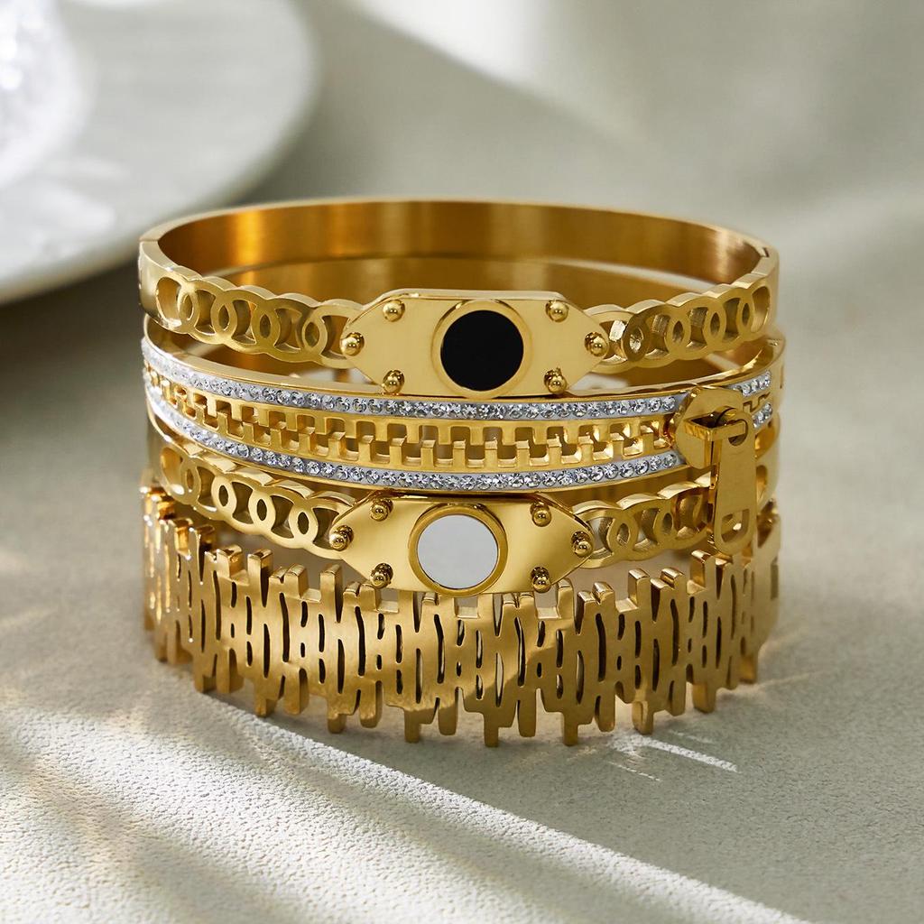 18K Gold-Plated Stainless Steel Geometric Bracelet with 5A Zircon Inlay