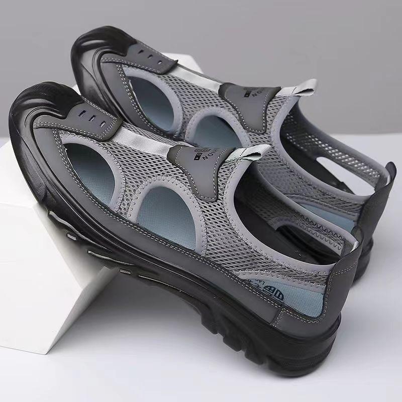 Fashion Baotou Sandals Breathable Men Shoes Mesh Outdoor Men Hollow Sandals Antiskid Beach Sandals Flats Footwear Zapatillas Hombre