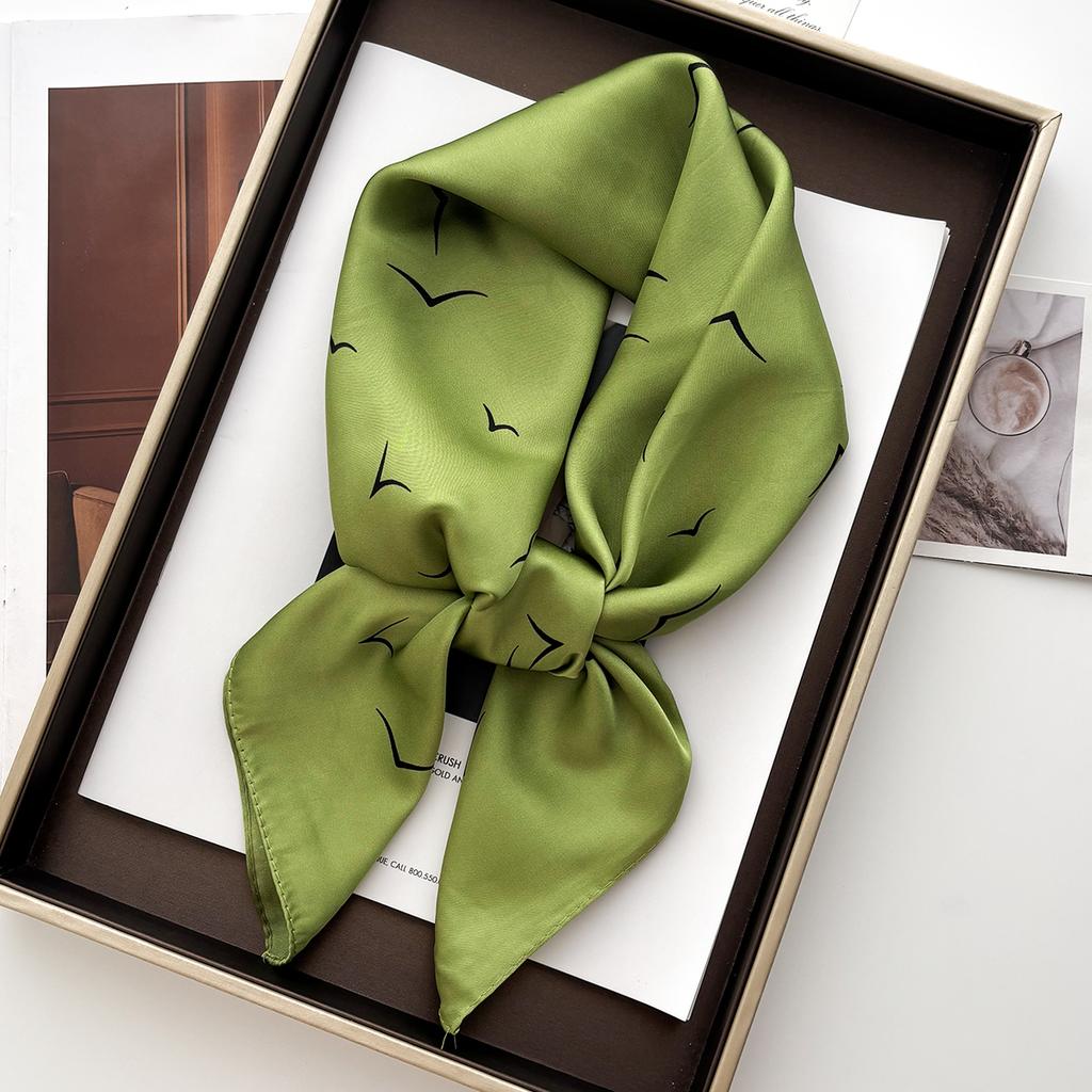 70cm Square Scarfs Retro Ptint Headscarf Women Foulard Banana Head Scarf Female Hijab Soft Satin Neckerchief