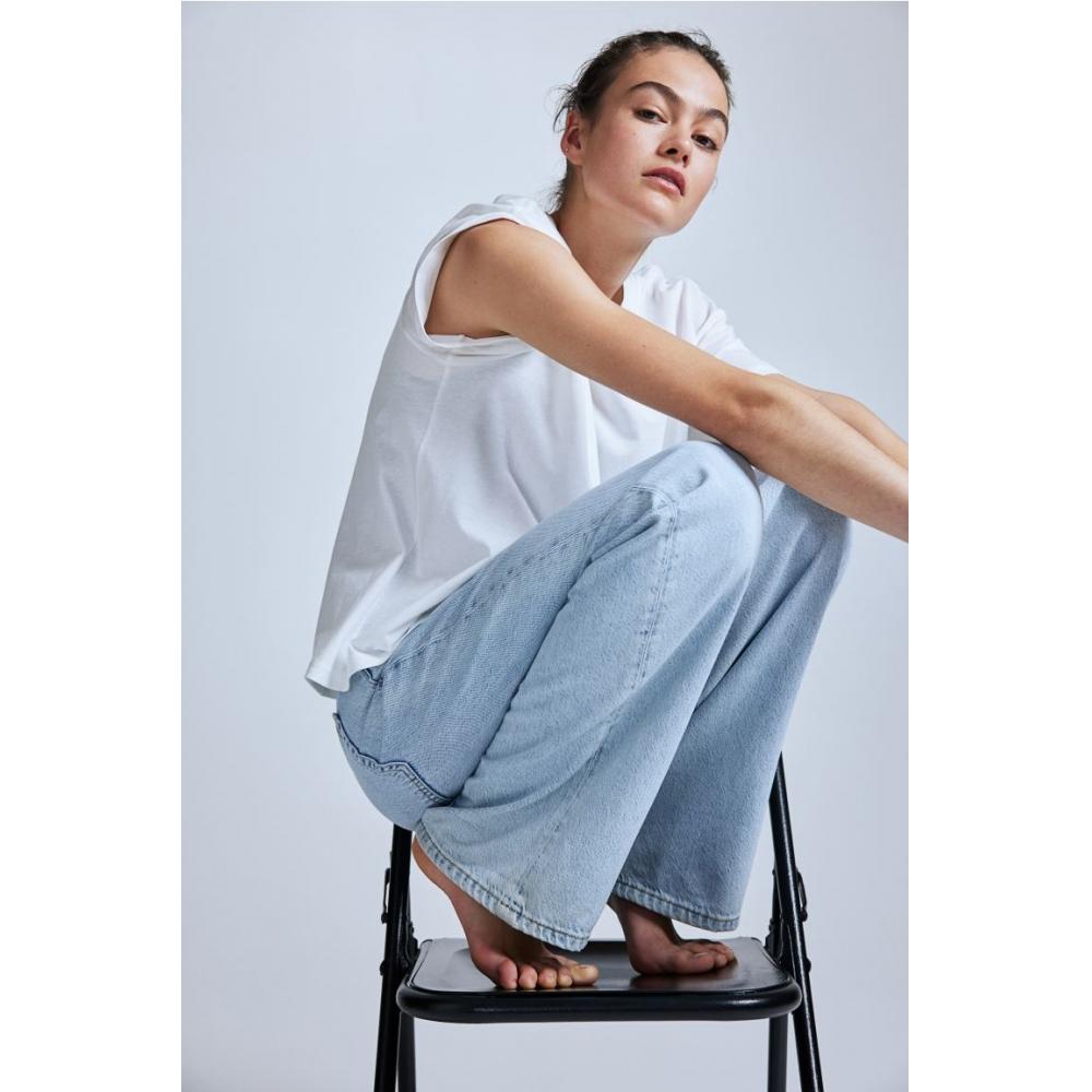 

Футболка оверсайз HM белая