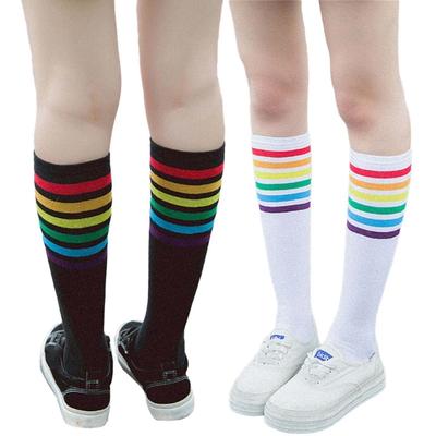 Damen Süße Regenbogen Bunt Gestreifte Lange Socken Schule JK Mädchen Kniehohe Socken