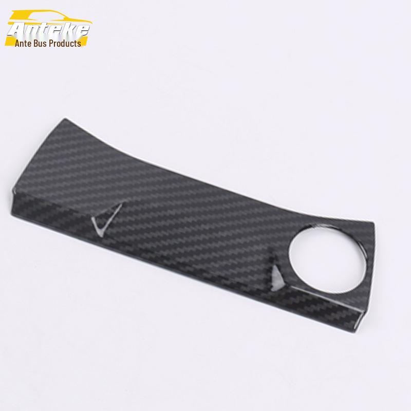 2020 Taoying Přední řada USB zapalovač cigaret & AC panel Dekorační rámeček