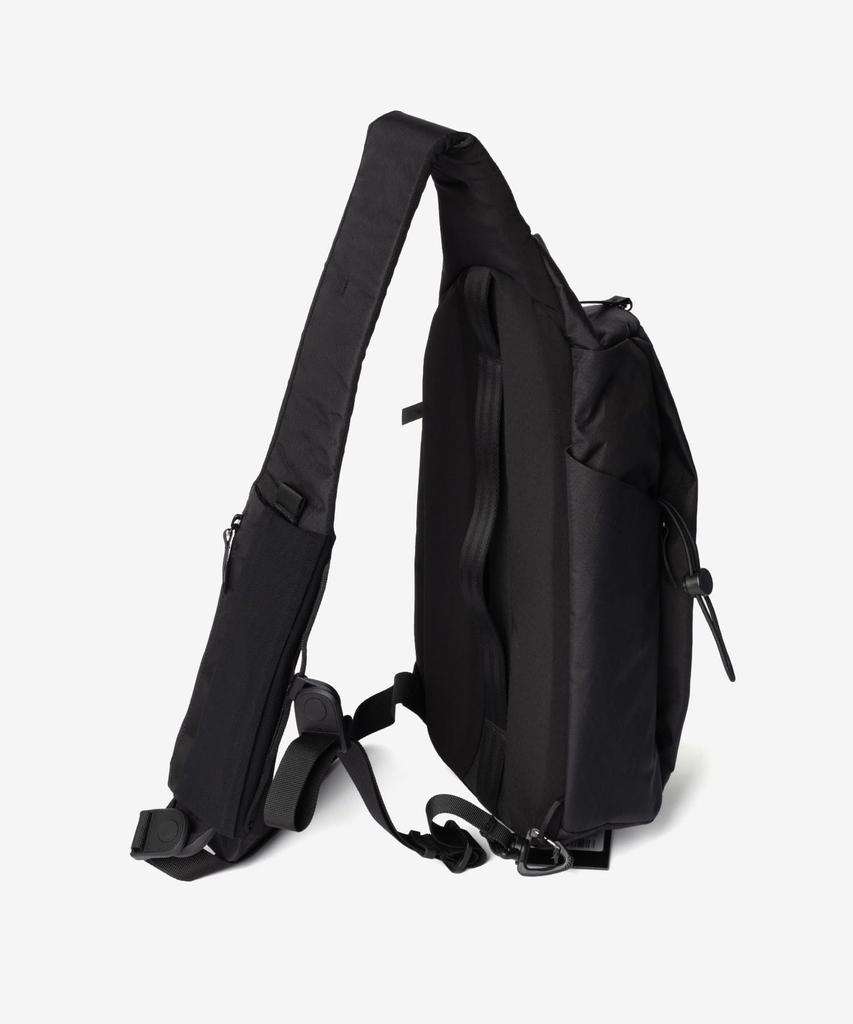 Body Bag AA010550106 Metro Crossbody Left Shoulder Black VX42 [Alpaca] - - X-Pac [Used]