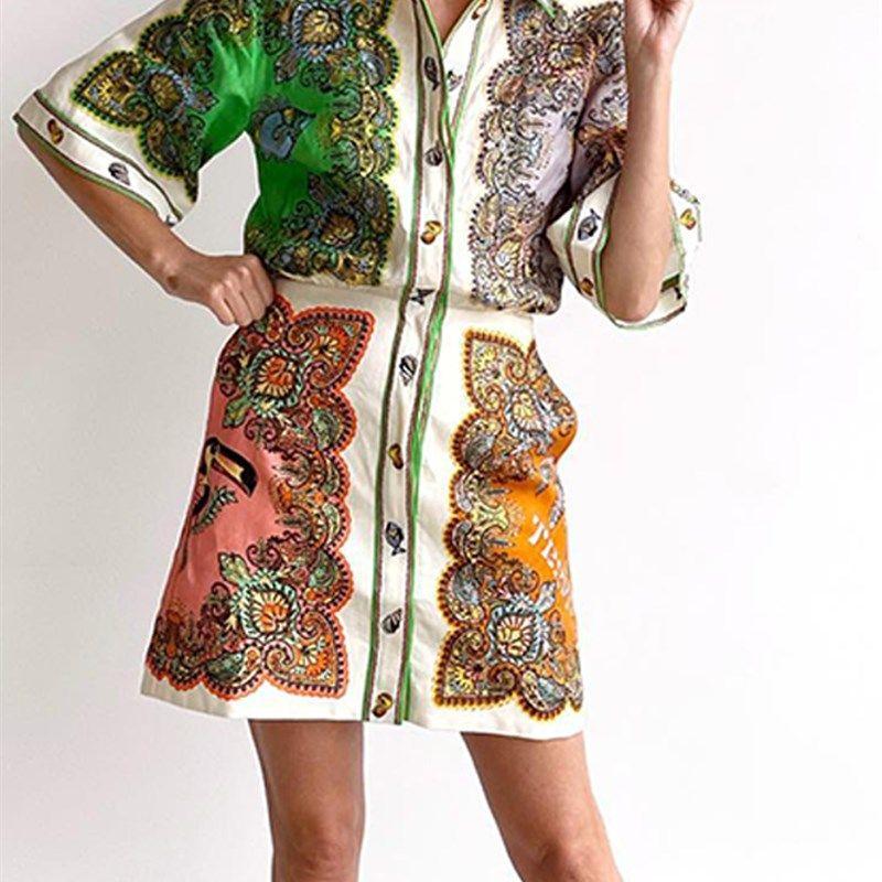 

Женское мини-платье с принтом, отложным воротником, рукавами половинной длины, на одной пуговице Beige S