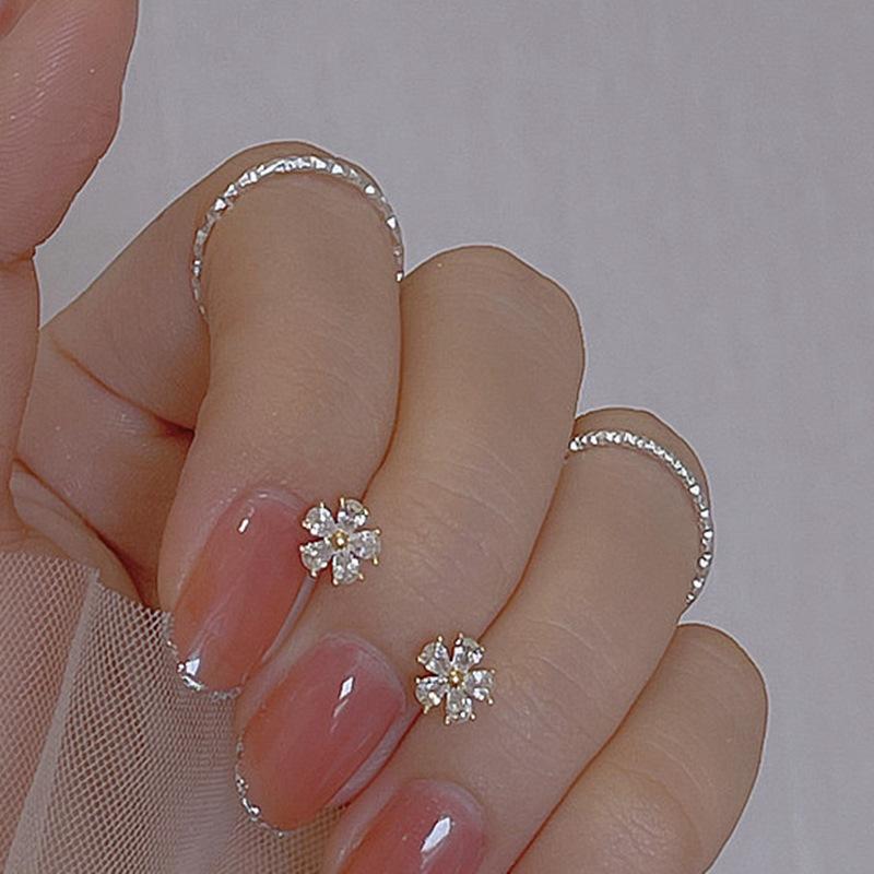 Korean Elegant Five-petaled Flowers Crystal Stud Earrings for Women Summer Wedding Zircon Accessory Brincos Wholesale Gift
