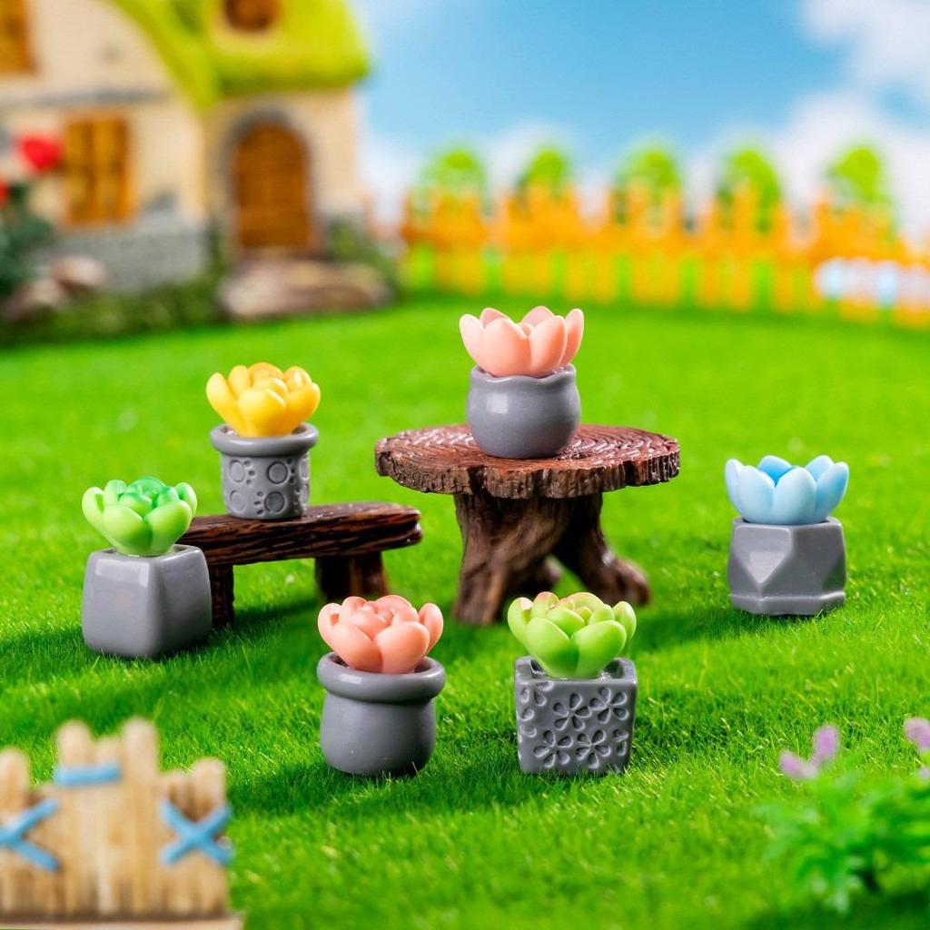 Miniature Luminous Resin Animal Ornaments: Cartoon Desktop & Car Decorations