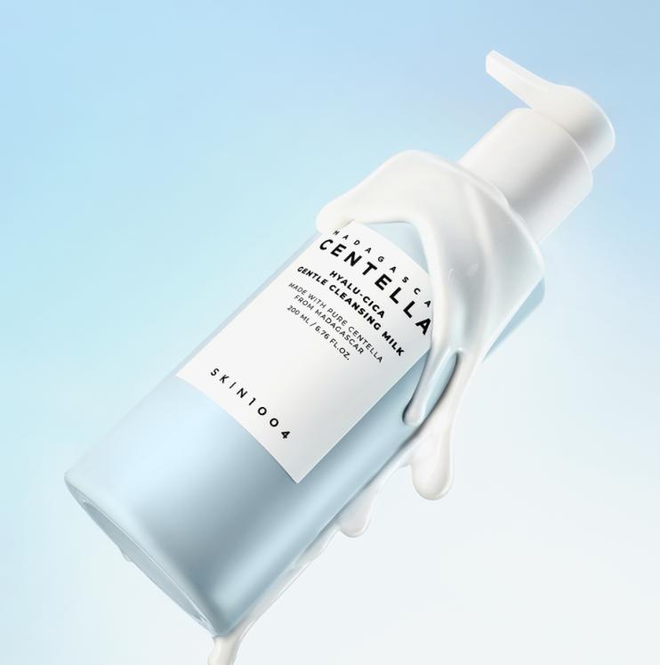 Skin1004 Madagascar Centella Hyalu-Cica Gentle Cleansing Milk 200ml