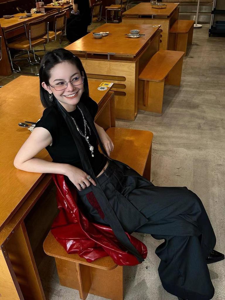 Dámská taška 2024 Podzim Zima Móda Nová Velkokapacitní Taška přes rameno Čisté a tašky Crossbody Taška pro dívky Designová