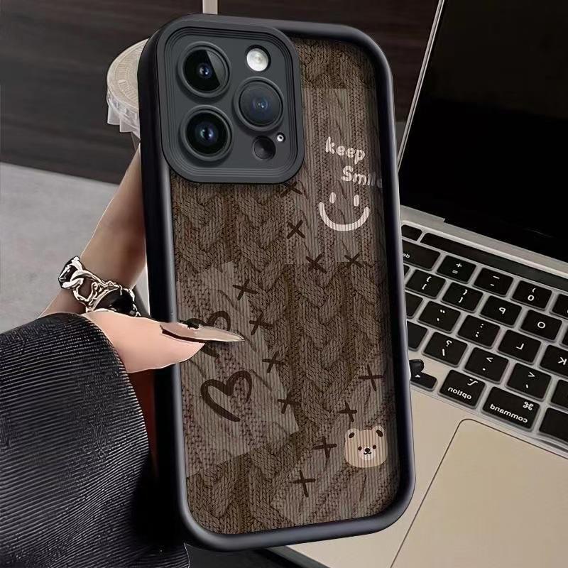 Sweater bear applies to Apple 16Pro mobile phone case iPhone15Pro new protective case 14 premium 17 cute
