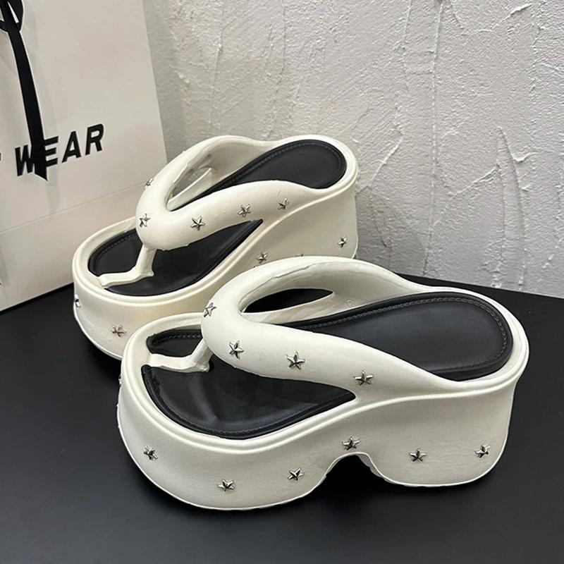 Star Rivets Chunky Wedge Flip Flops Women Summer Clip Toe Eva Platform Slippers Woman Punk Style Thick Bottom Sandals Female
