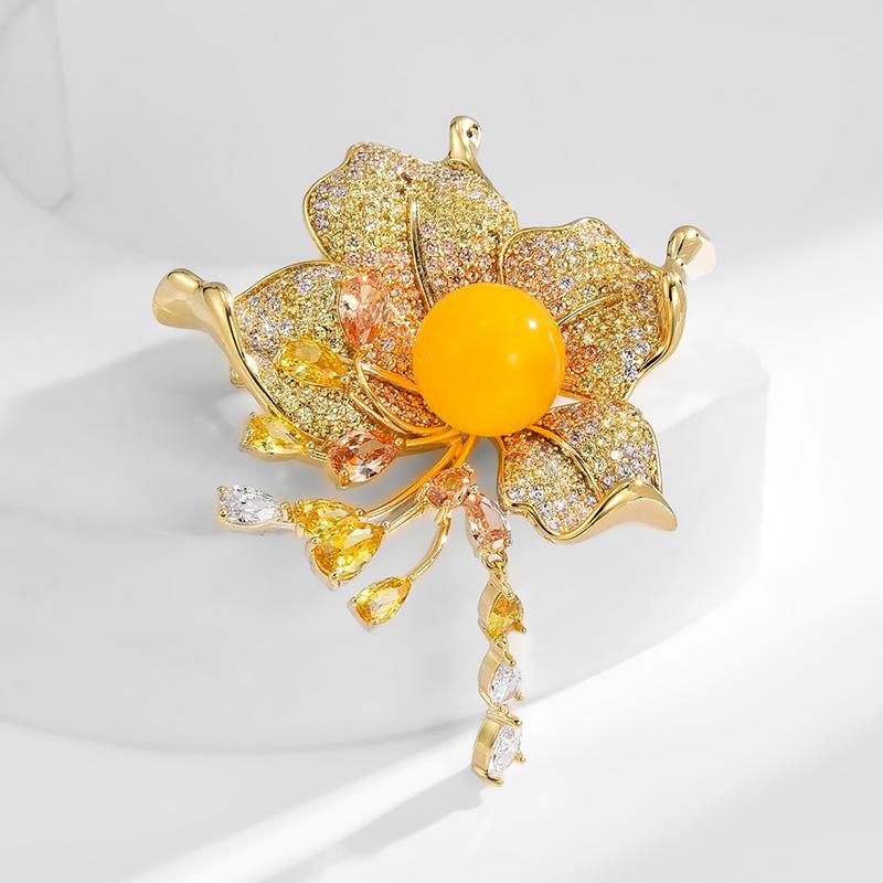 Luxury High-End Fringed Beeswax Flower Corsage Creative Temperament Plant Brooch Pin Elegant Coat Accessories