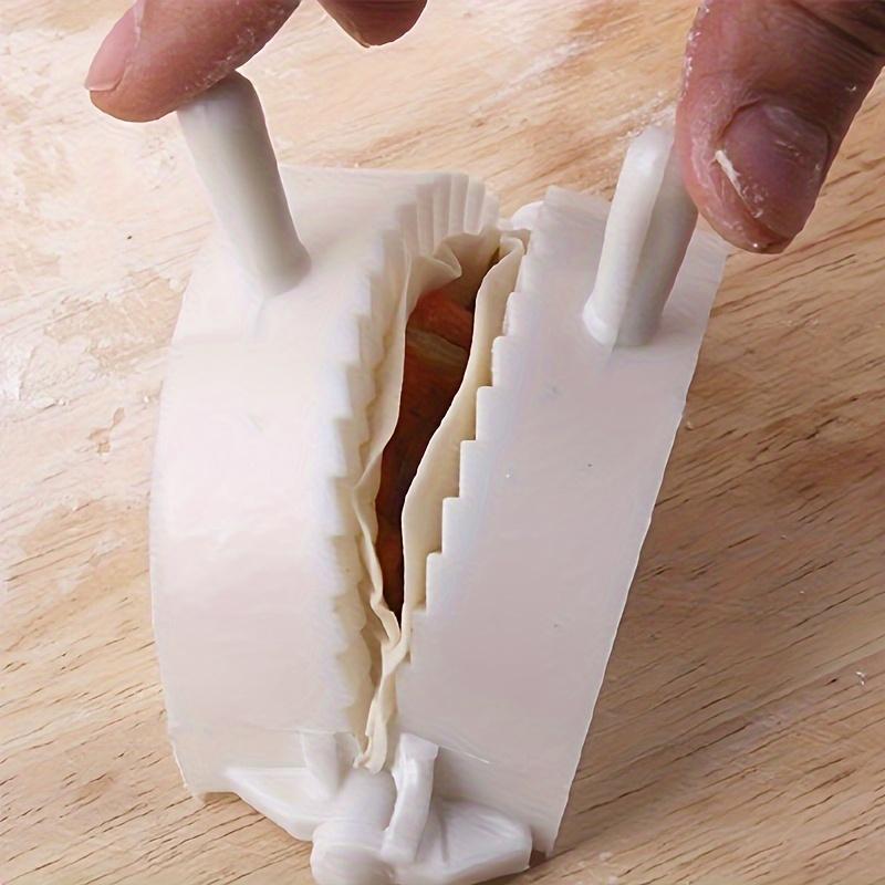 3-Piece Dumpling Mold Set - Quick-Press Plastic Clips for Perfect Dumplings - Easy-to-Use Kitchen Tool for Home Cooking