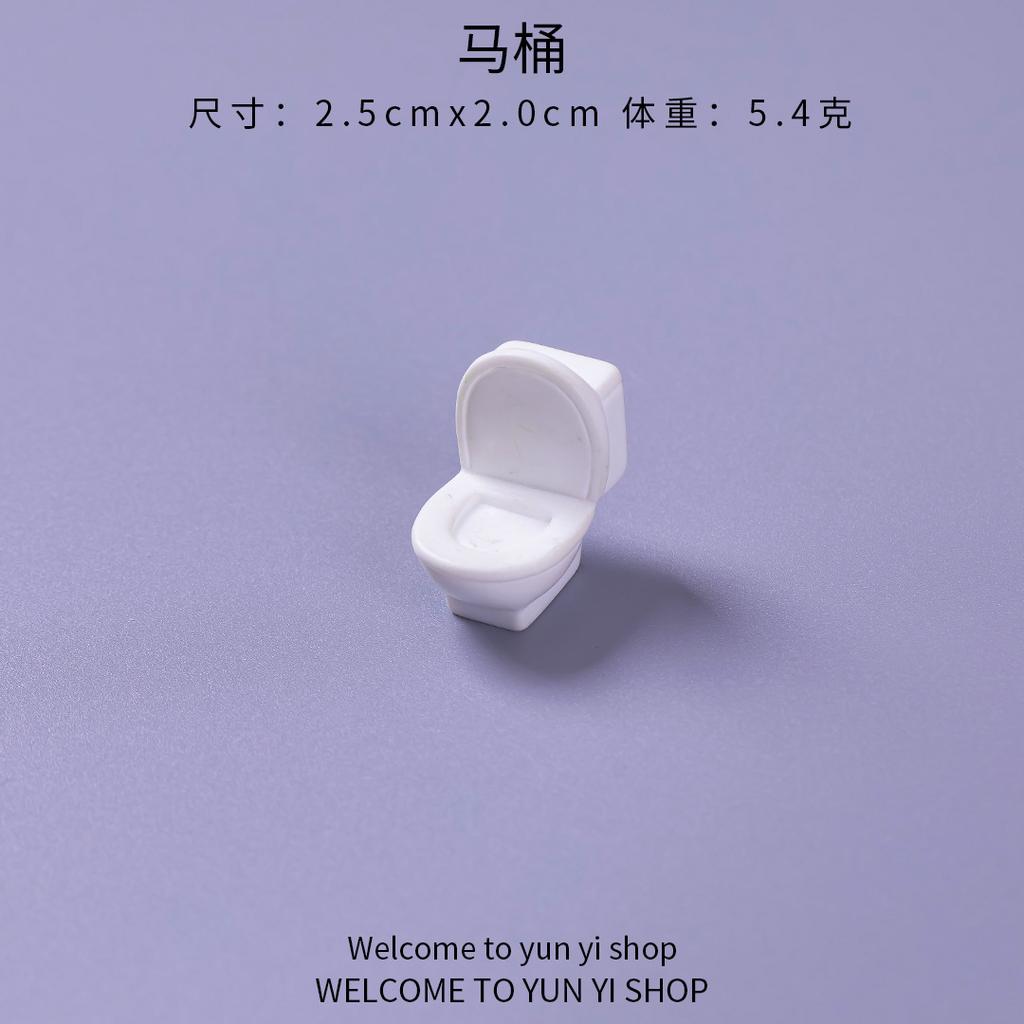 Cartoon Animal Miniature Ornament DIY Decorative Accessory for Desktop Car Dashboard and Home Office Display 3cm x 2cm Resin Figurine