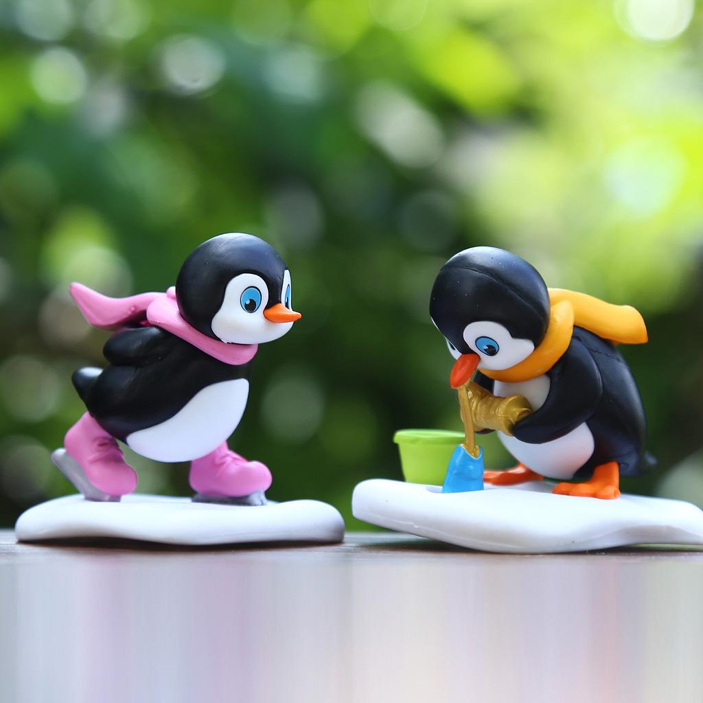 12pcsSet Penguin Figure Toy Mini Figurine Desktop Model Ornaments Toys Boys Girls Christmas Gifts