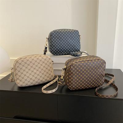Niche Simple Bag for Women New Trendy Simple Casual Shoulder Bag Fashionable Mother Bag Slanted Small Square Bag