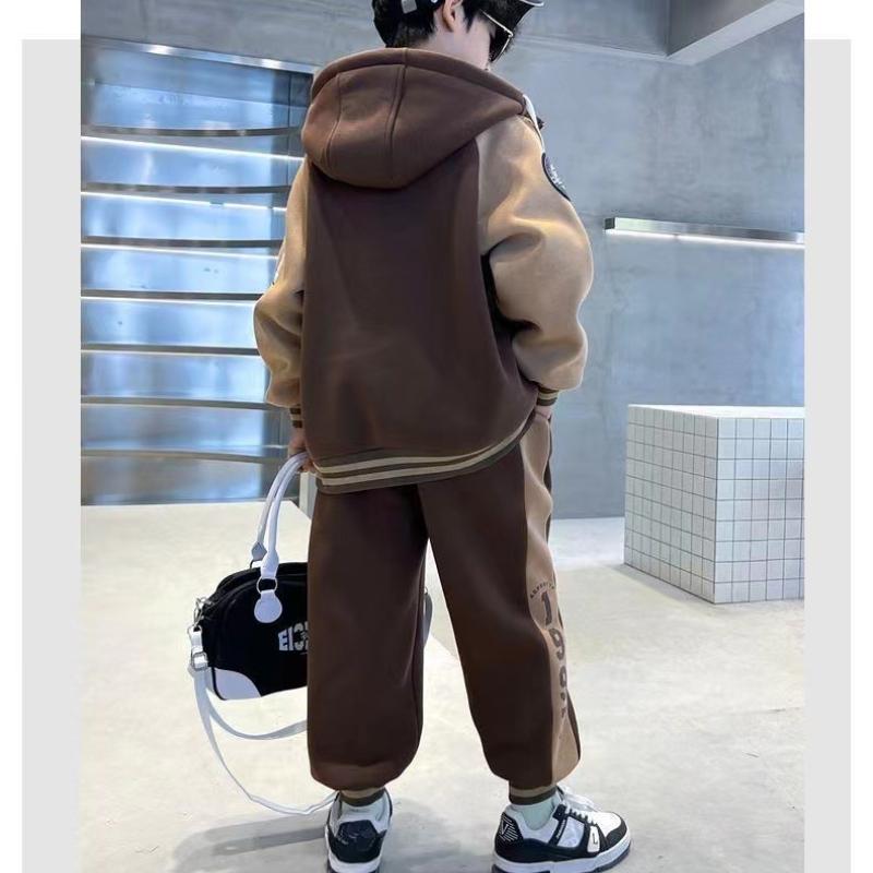 Frühlings- und Herbst-Jungen-Sets Koreanische Version der Kleidung für Teenager 2-teilige Kapuzenjacke Mantel + Hose Lässige Kinderkleidung