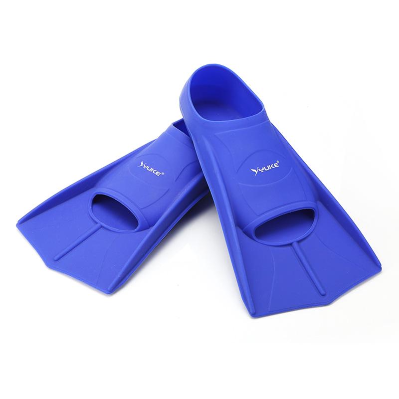 

Yuke Silicone Fins - Adult & Kids Snorkeling, Swimming, Diving Flippers for Training