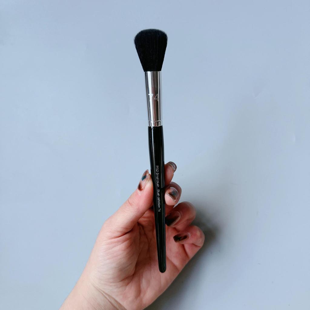 S Series No. 91 Multifunctional Makeup Brush: Loose Powder, Blush, Highlighter, Foundation, Contour.