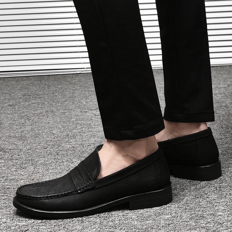 Nové designové pánské kožené boty trend luxusní značka business špičaté boty pro volný čas pánská přezka pánské boty pro muže