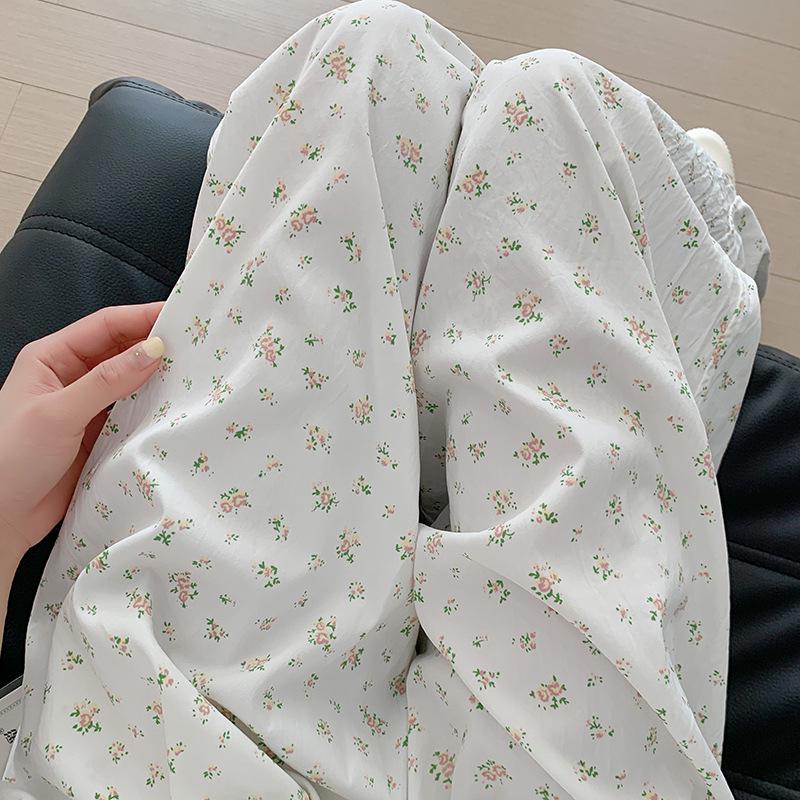 Women's Summer 2025 White Floral Ice Silk Wide-Leg Pants - Petite, Textured, and Drapey