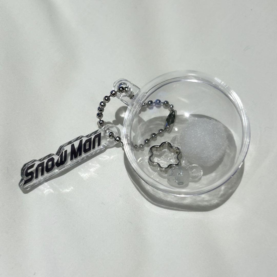 

[USED] Snowman 1st Popup Snow Dome Keychain Korea