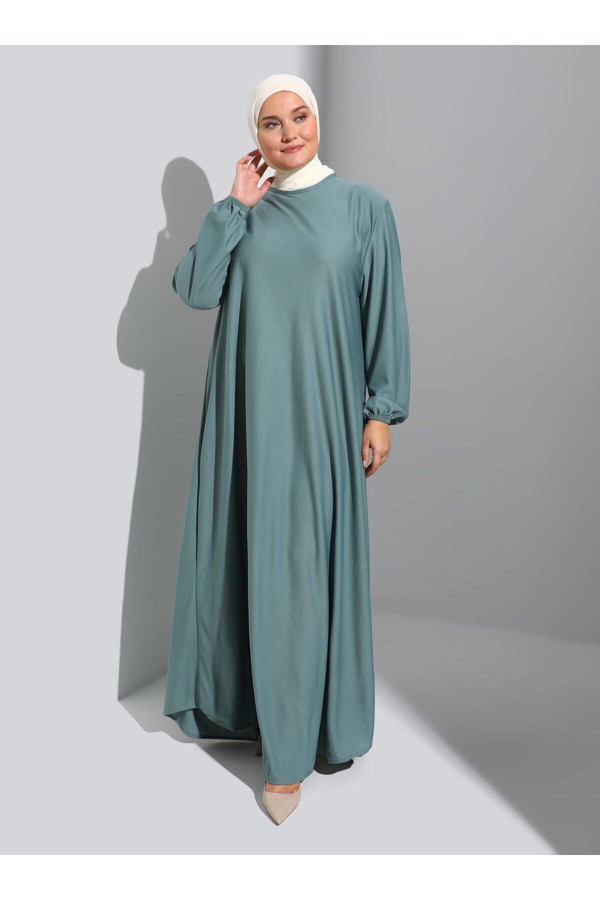 

Women s Big Size Dress Basic Dress with Elastic Wrists - Mint Green-