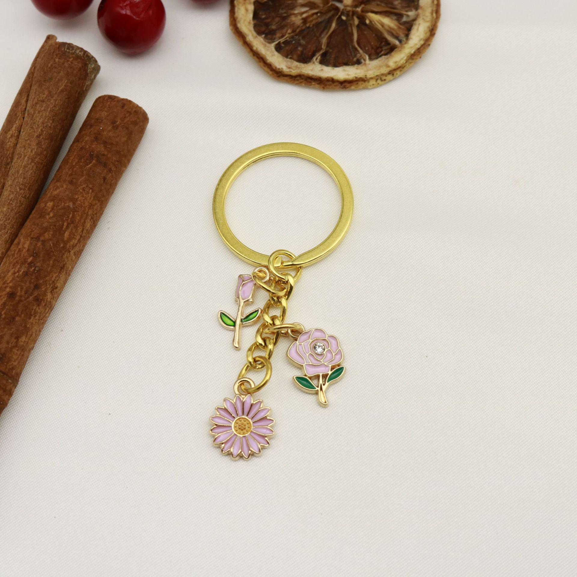 New Daisy Flower Cartoon Heart Keychain Pendant - Cute Girlish Bag Charm