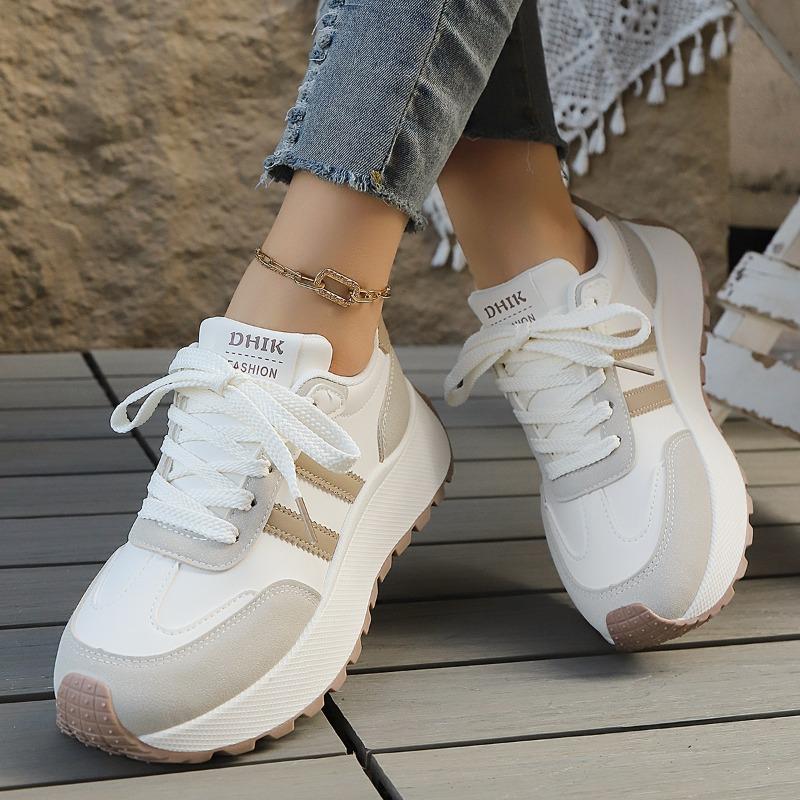 Platform Casual Sports Shoes for Women, New Style, with Built-in Height Increase, Lace-up Design Devotion