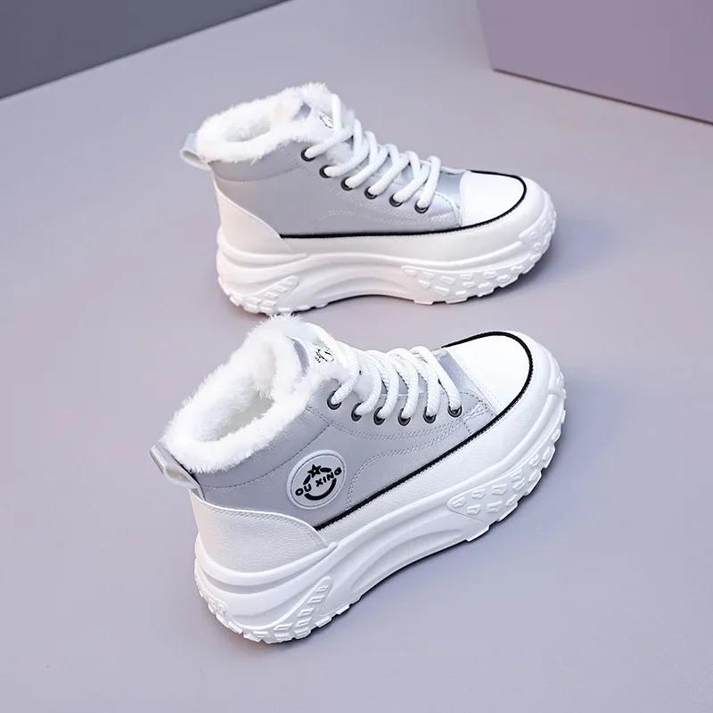 Women's Winter 2025 New Style Flat Boots Fleece Lined Thickened Warm Cotton Shoes High Top Little White Shoes