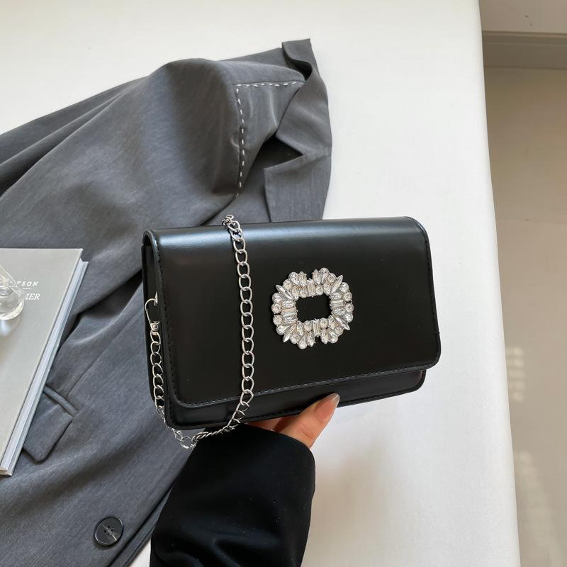 

Fashion small square bag summer new simple fashion women s bag shoulder bag bright diamond versatile messenger bag чорний