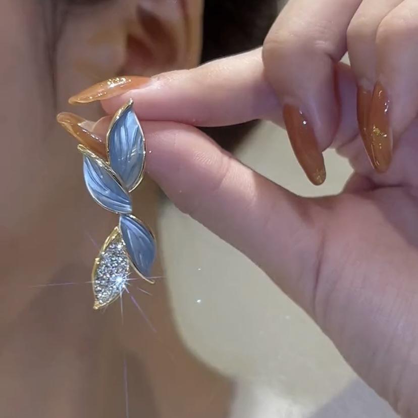 Korean Super Fairy Leaf Earrings: Sparkling Diamond Luxury for Women