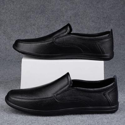 Fashion New Men's Shoes Handmade Men Casual Leather Loafers For Man Versatile Mocasine Slip-On Flats Design Man Driving Shoes Boat Shoes