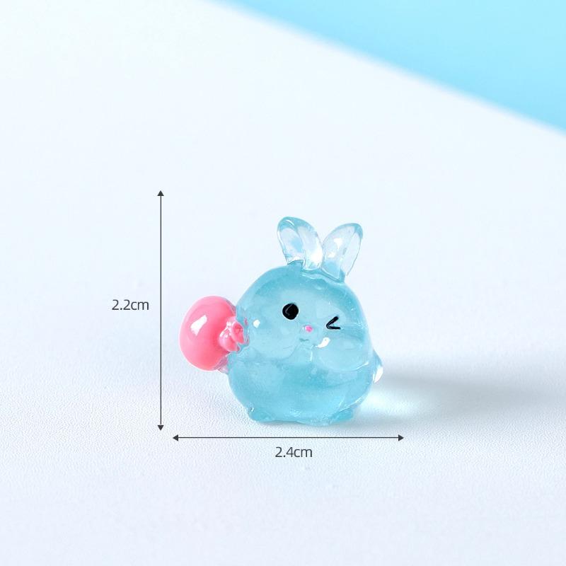 Cute Glow-in-the-dark Little Rabbit Animal Figurine Decorative Accessories Mini Car Desktop Ornaments
