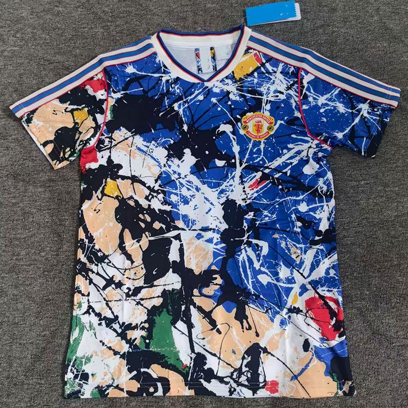 Pārrobežu sprādziens Manchester United rožu īpašais