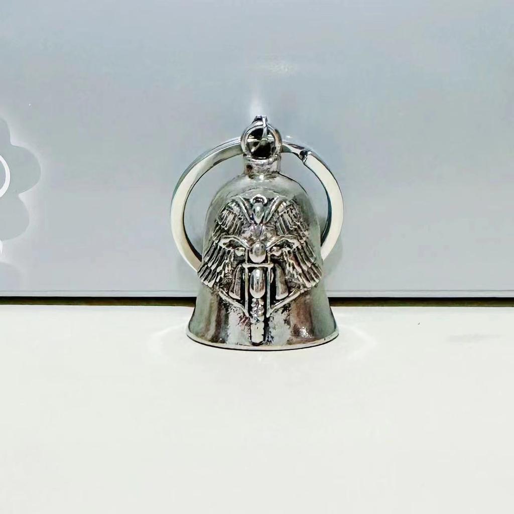 Modischer Engel Flügel Motorrad Klingel Anhänger Schlüsselanhänger Punk Rock Herren Reitparty Amulett Exorzismus Schmuck