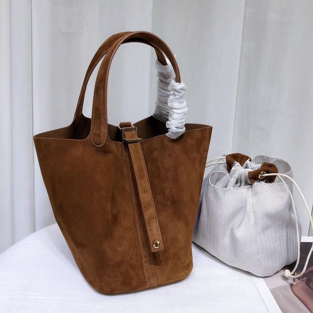 Autumn and Winter New First-layer Suede Matte Leather Vegetable Basket, European and American Fashion Handbag, Large Capacity Bucket Women's Bag