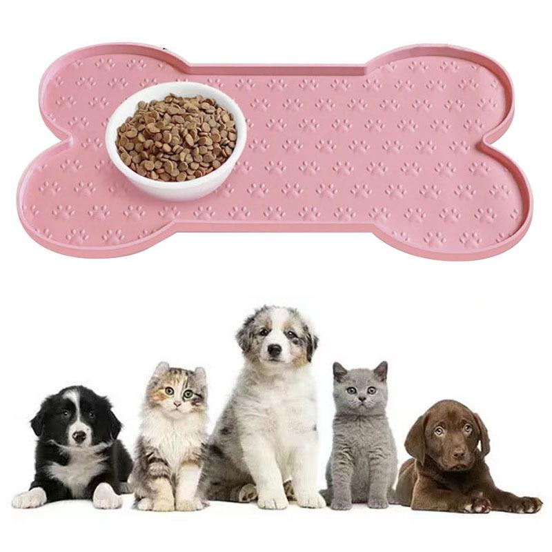 

Silicone Spill-Proof Pet Feeding Mat – Easy to Clean for Cats & Dogs 49.4*25 cm