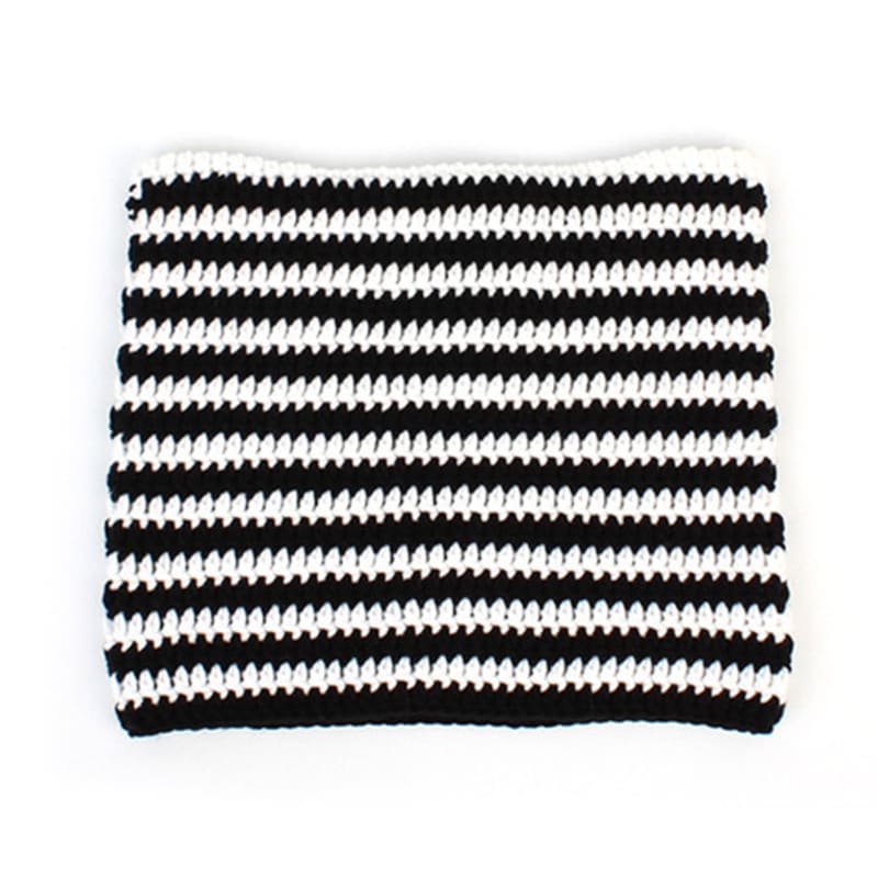 

Универсальная химия Роговая полоса Черная шапка-бини FREE