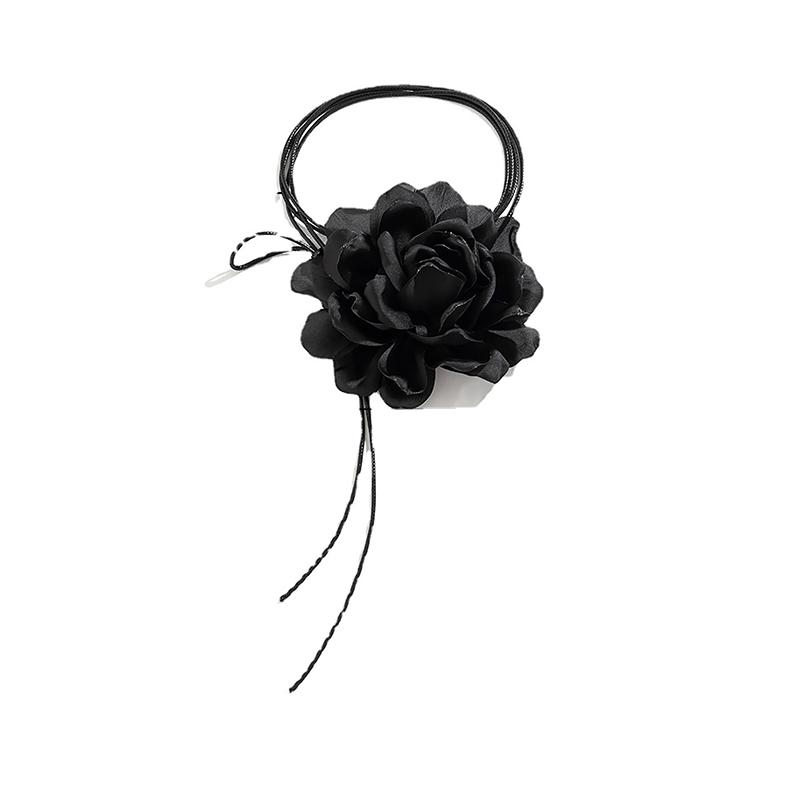 Exaggerated Big Rose Flower Clavicle Chain Necklace Adjustable Bowknot Choker