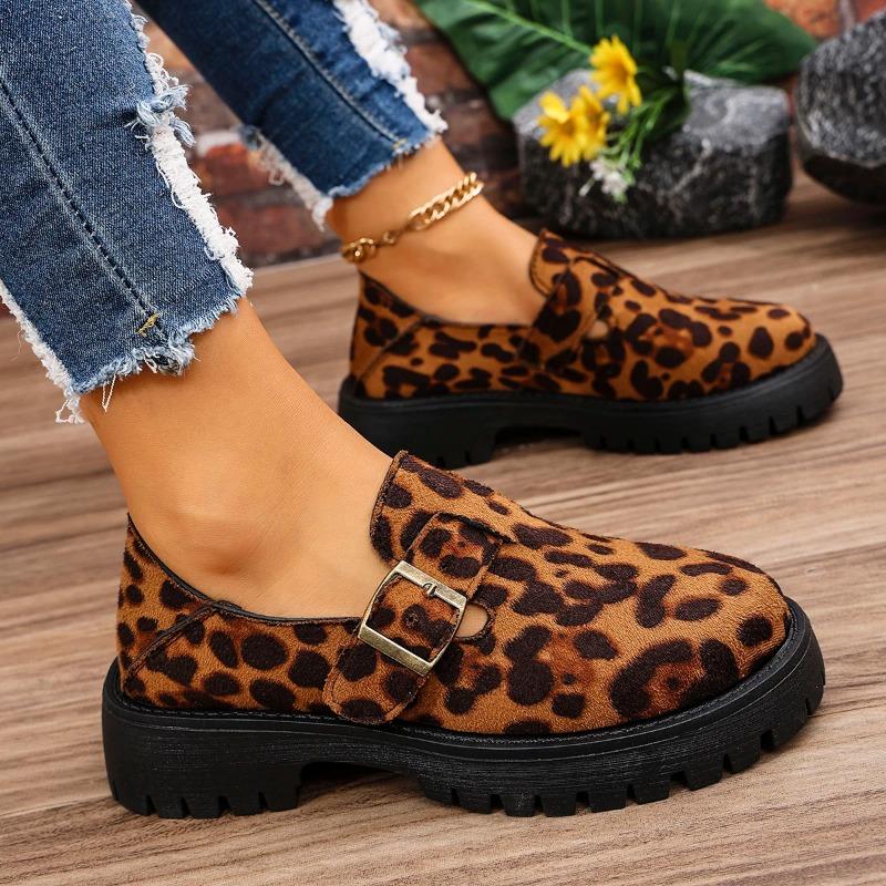 Fashion Leopard Loafers for Women 2025 Spring Summer Casual Slip On Flats Shoes Woman Metal Buckle Non Slip Walking Shoes Ladies