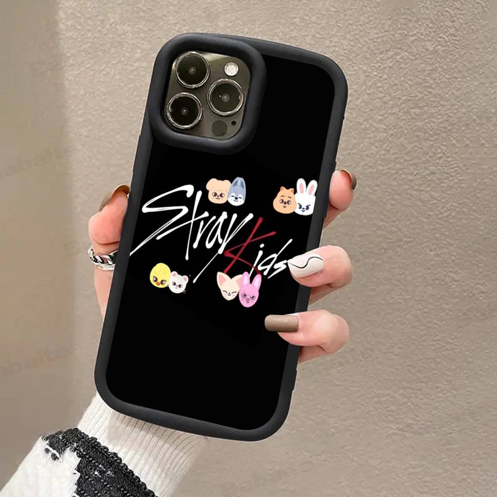 1PC Fashion Kpop S-Stray-Kids Phone Case for iPhone 17 16 15 14 13 12 11 Pro Max Plus Silicone Shockproof Case