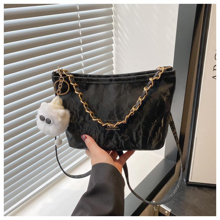 Fashion Small Bag Women's 2025 New Chain Foreign Style Niche Messenger Bag Popular Texture Shoulder Underarm Bucket Bag
