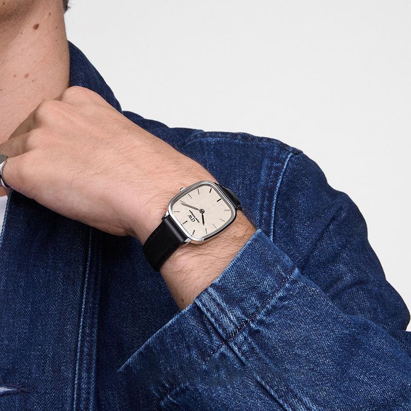 DANIEL WELLINGTON Style Series Watch Quartz Movement Leather Strap Beige Dial Men's Watch Simple Retro DW00100816