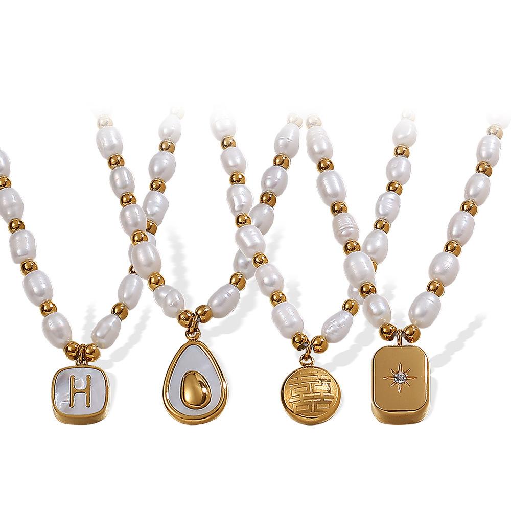 Non-beaded Freshwater Pearl Pendant Necklace Stainless Steel Gold-plated Necklace Light Luxury Jewelry
