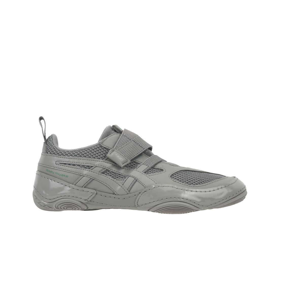 Issey Miyake x ASICS Hyper Taping