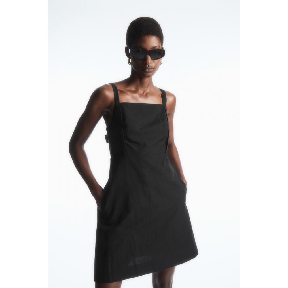 

COS Japan мини-сарафан с открытой спиной