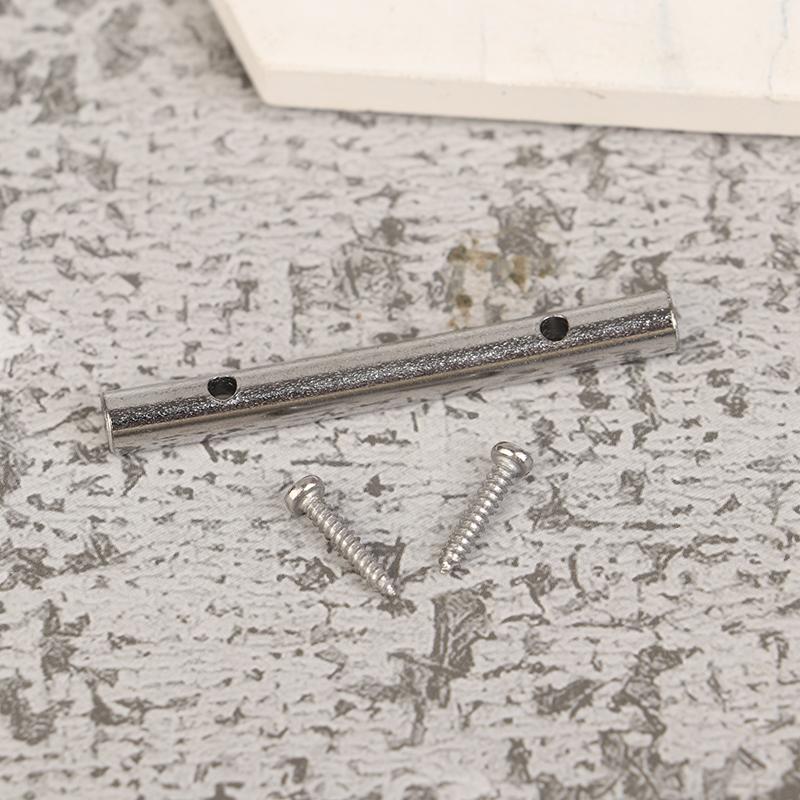 Strengholderstang med 2 skruer Metallstrengholder for elektrisk gitar Musikkinstrumenter Gitardeler Tilbehør