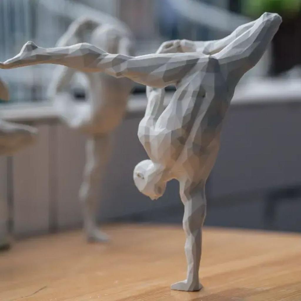 3D Yoga Pose Figurine – Male Plastic Desktop Ornament for Home & Office Decor